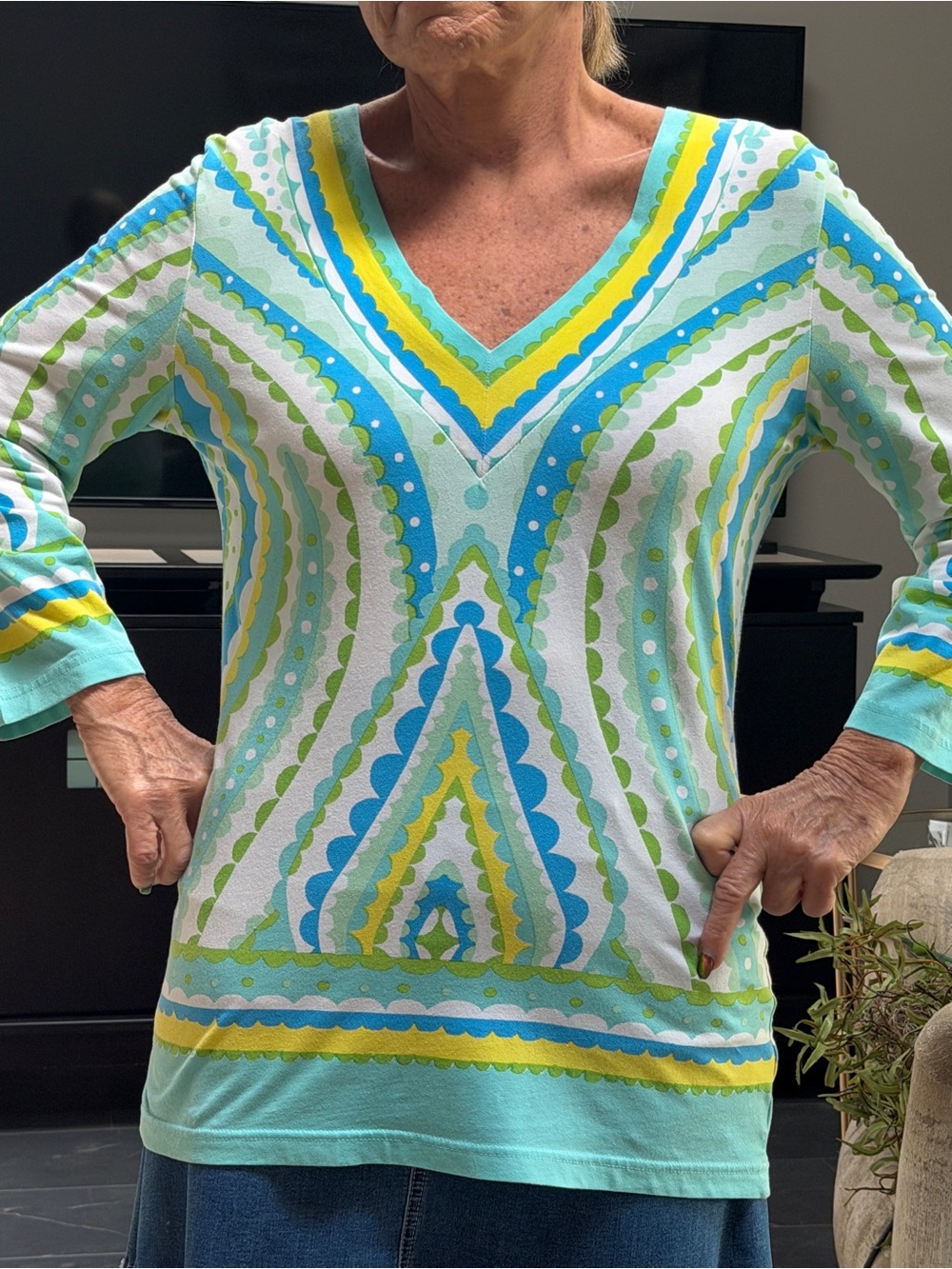 Barbara Gerwit Floral V-Neck Tunic in Aqua & Lime